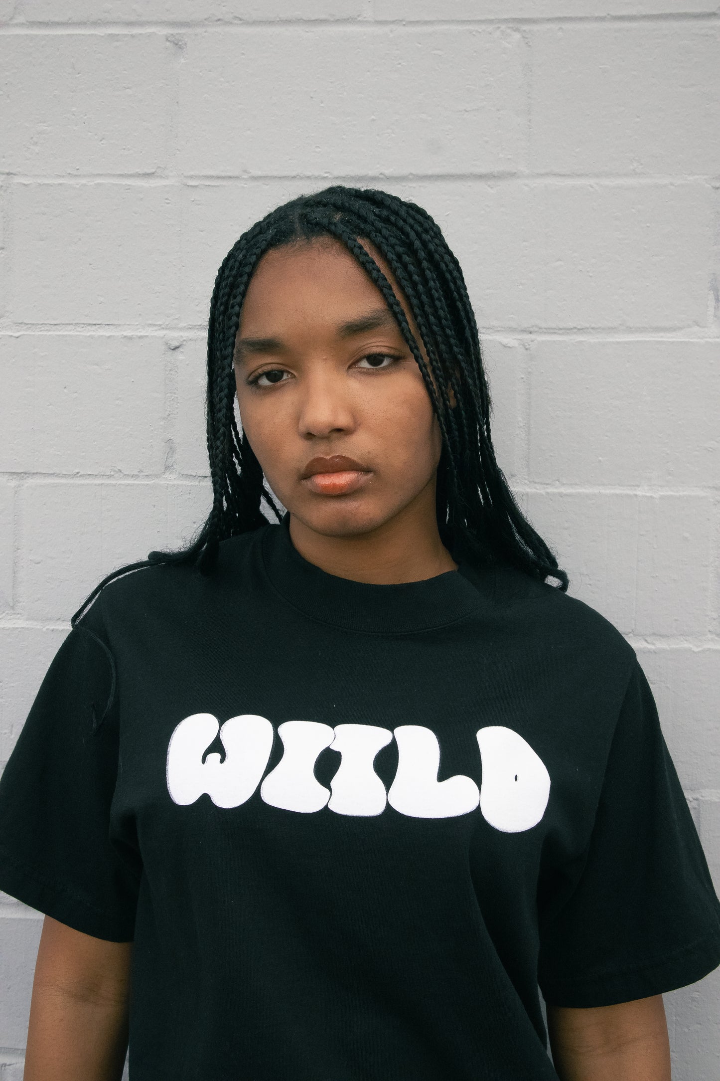 WIILD BASIC TEE IN BLACK